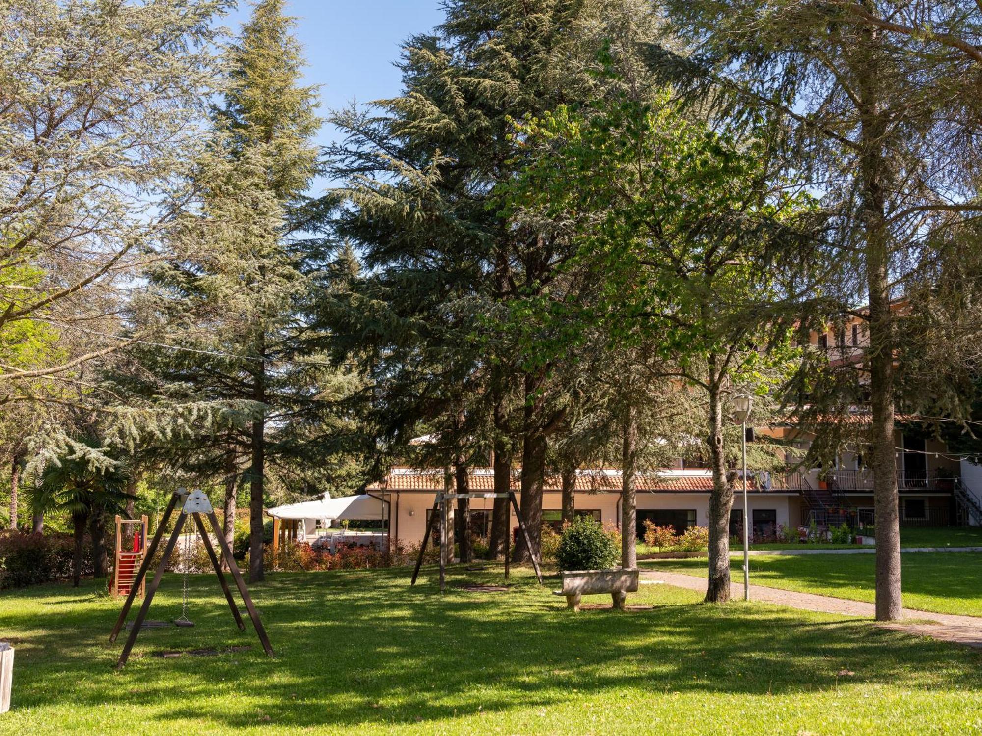 Il Castagneto Hotel Melfi Bagian luar foto